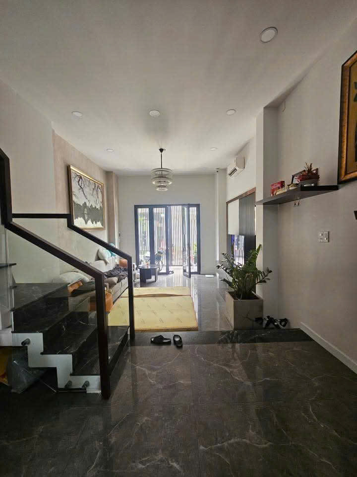 Ngộp Bàu Cát  56m -  HXH quay đầu ngủ trong nhà - 2 tầng mới - Ảnh 1